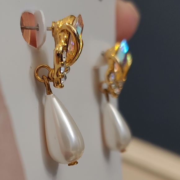 Michael Kors Earrings - Picture 2 of 3